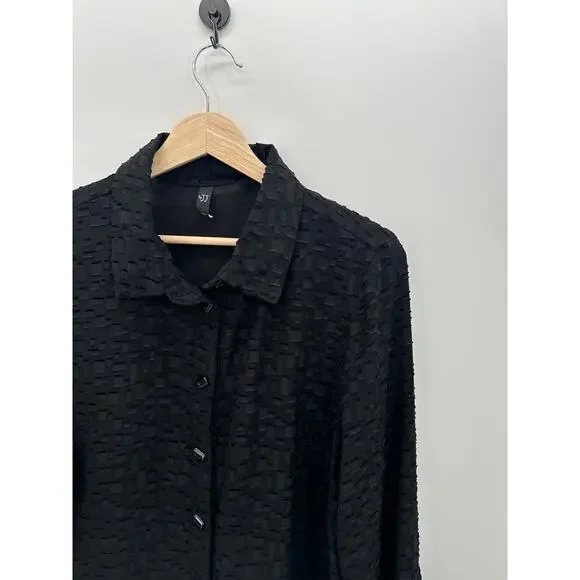 by JJ Black White Colorblock Button Down Blouse 3/4 Sleeve Textured Artsy Large - Picture 5 of 7